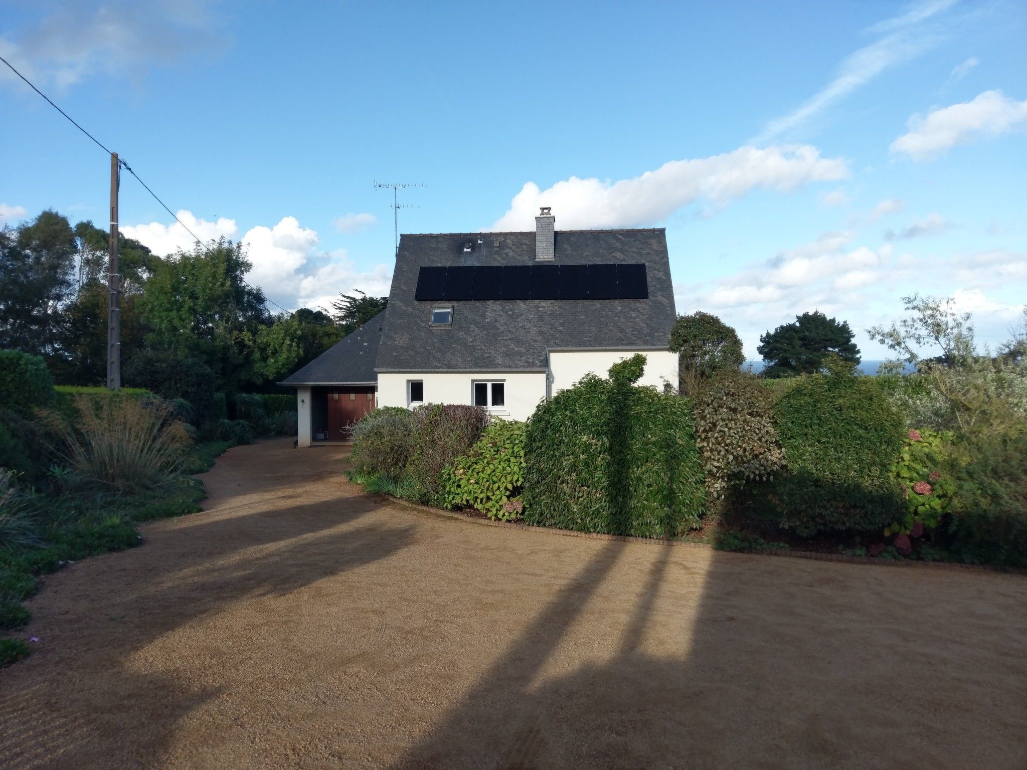 Komforthaus mit Traumgarten und Meerblick-Binnen