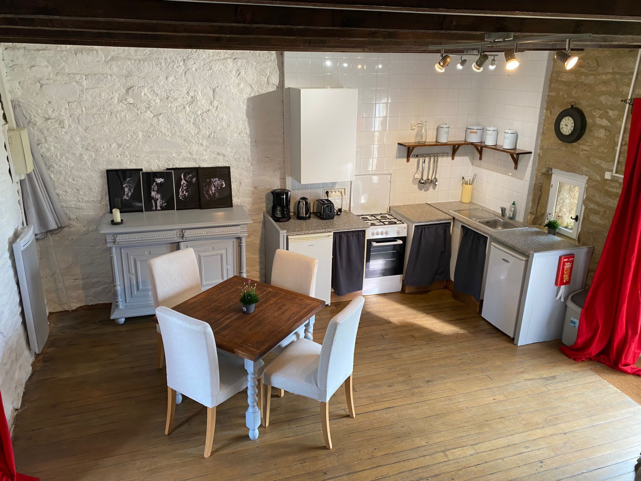 Ty Morgane-Typisch bretonisches Bauernhaus mit Pool-Binnen