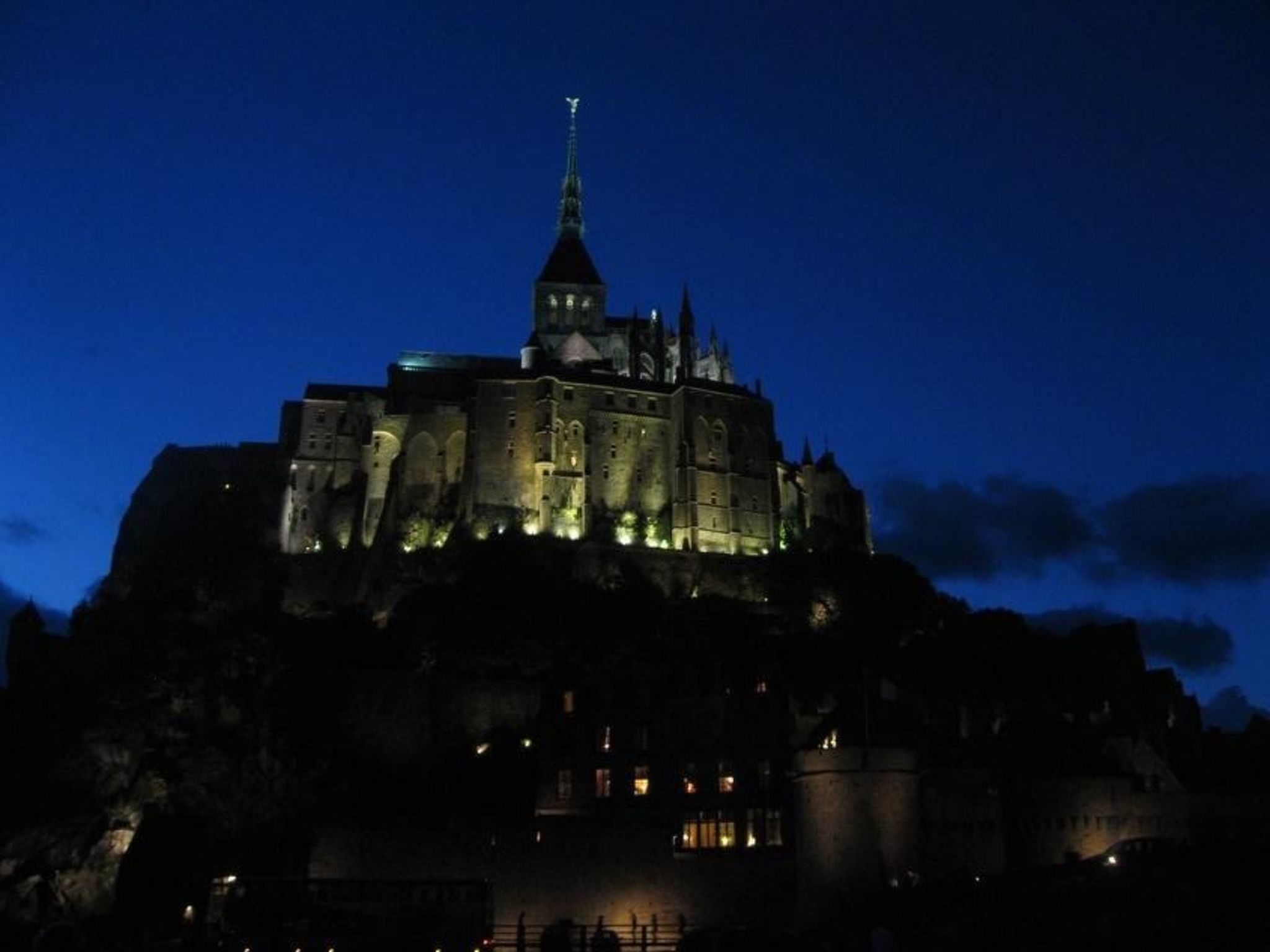 Haus "Magnolias" mit Garten und Grillplatz-Image-tags.info