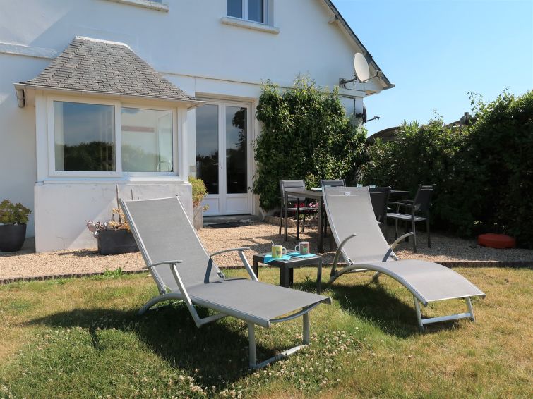 Search and Stay destination Pleubian, Bretagne - France from AU$ 131. Penn Ar Bed (PBA114)