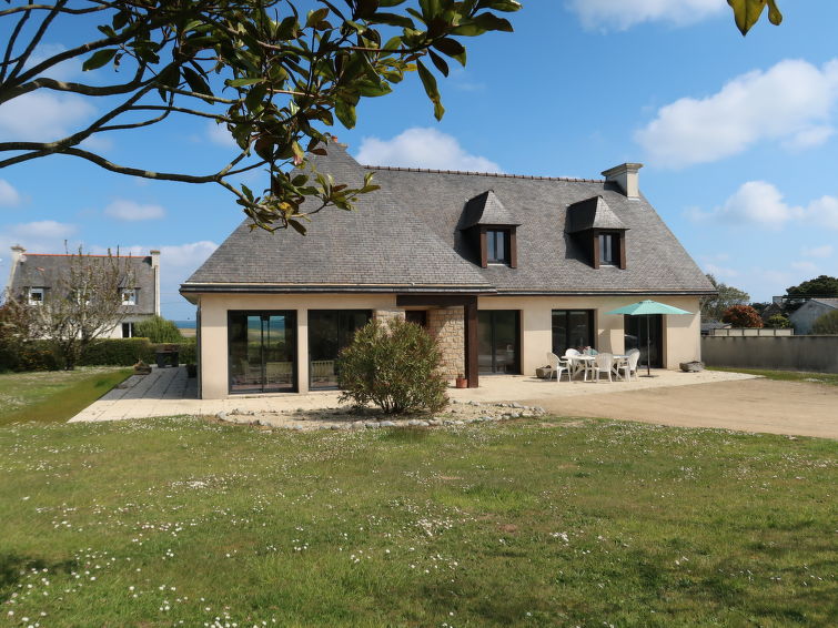 Search and Stay destination Pleubian, Bretagne - France from AU$ 188. Sillon de Talbert