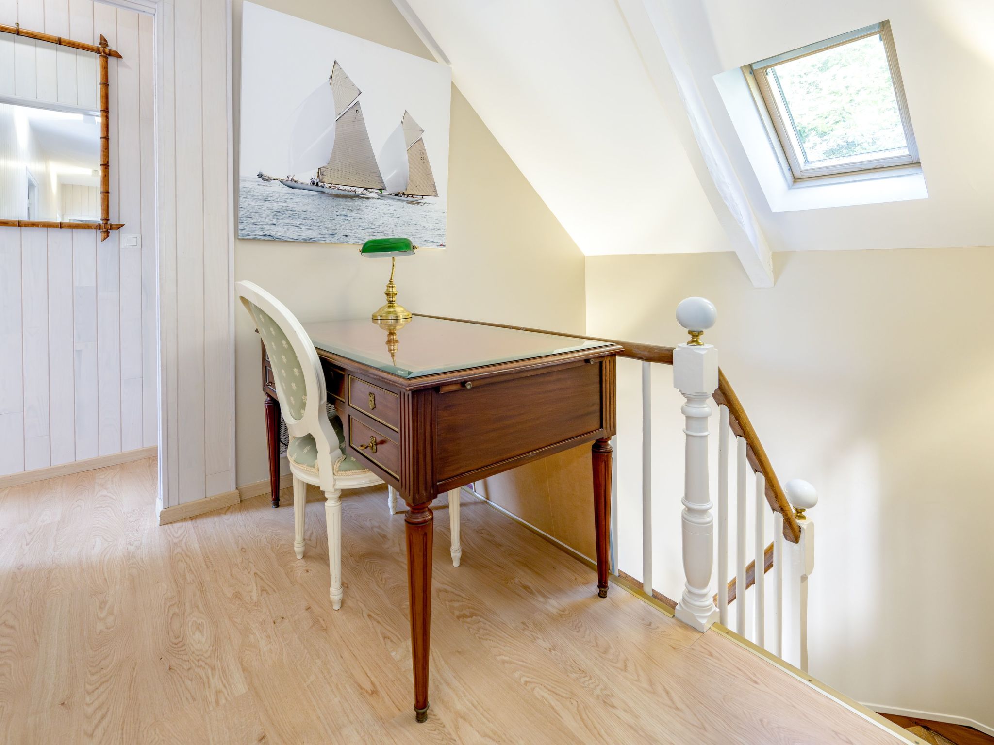 Villa "Ker House" mit Blick auf das Wasser-Binnen
