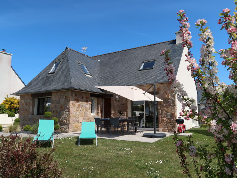 Vakantiehuis Les Camélias: op 1 km van centrum Perros-Guirec in PERROS-GUIREC