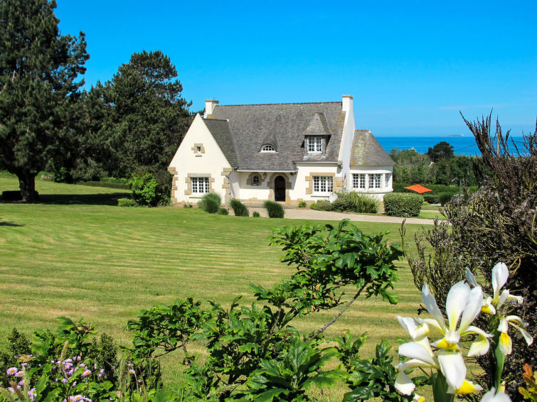 Search and Stay Destinations. Vacation Rentals in Penvénan, Côtes-d'Armor - Brittany - France