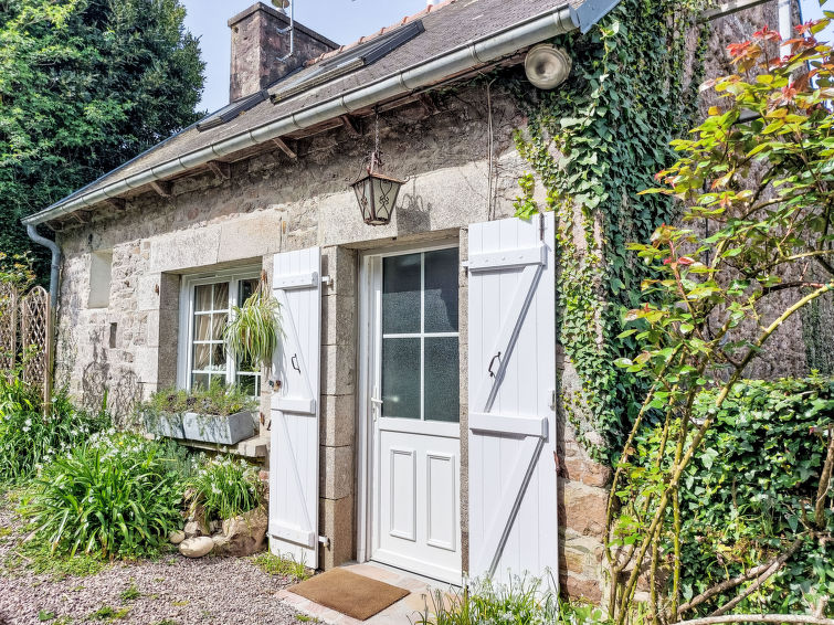 Search and Stay destination Paimpol, Bretagne - France from AU$ 183. Gwenn