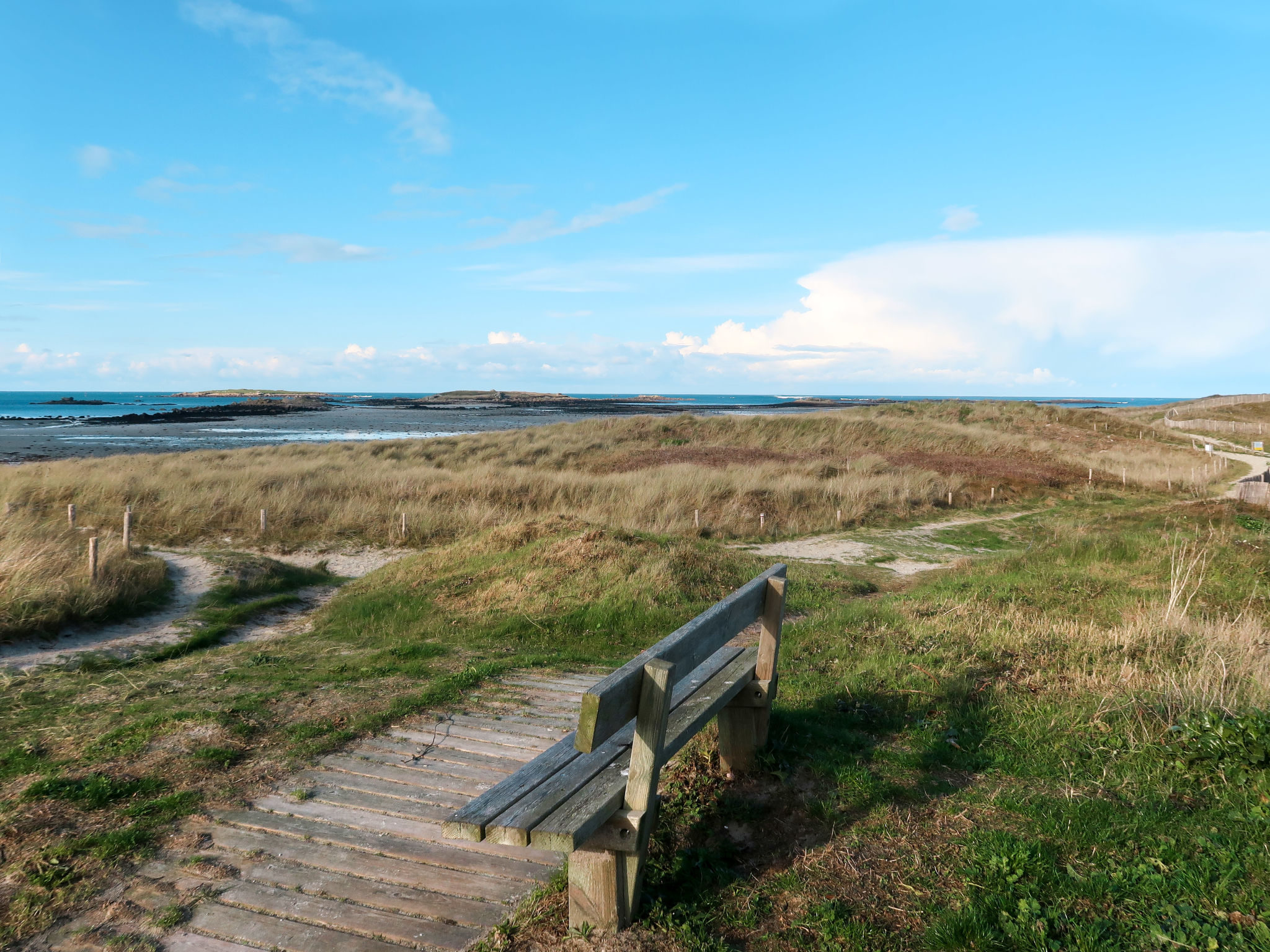 Entre Terre et Mer-Area