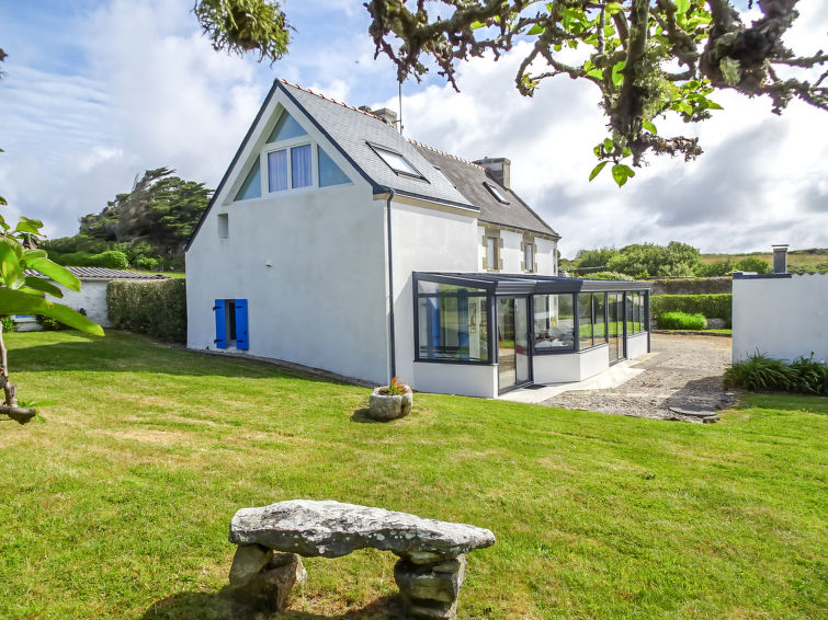 Search and Stay Destinations. Holidays Rentals in Cléden-Cap-Sizun, Finistere - Brittany - France