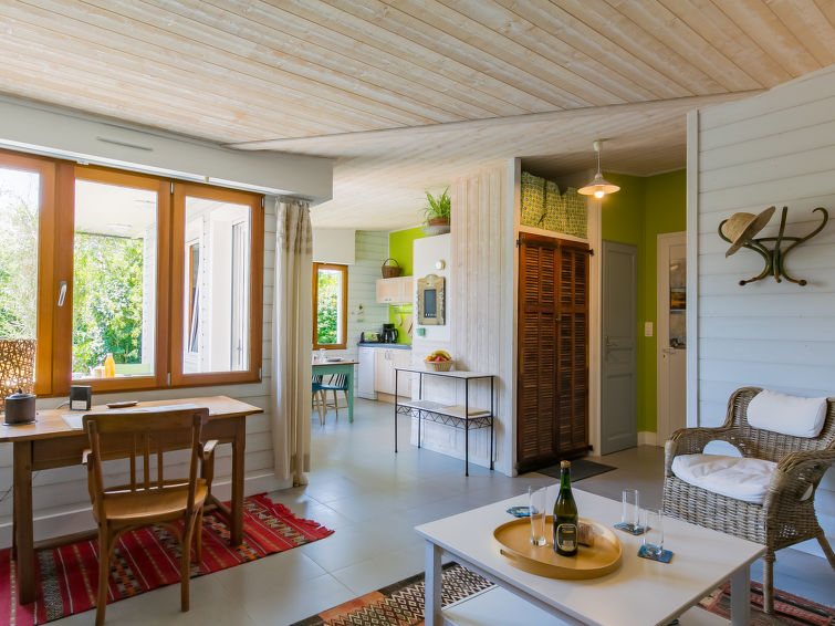 Search and Stay destination Concarneau, Bretagne - France from AU$ 206. Gîte au Jardin