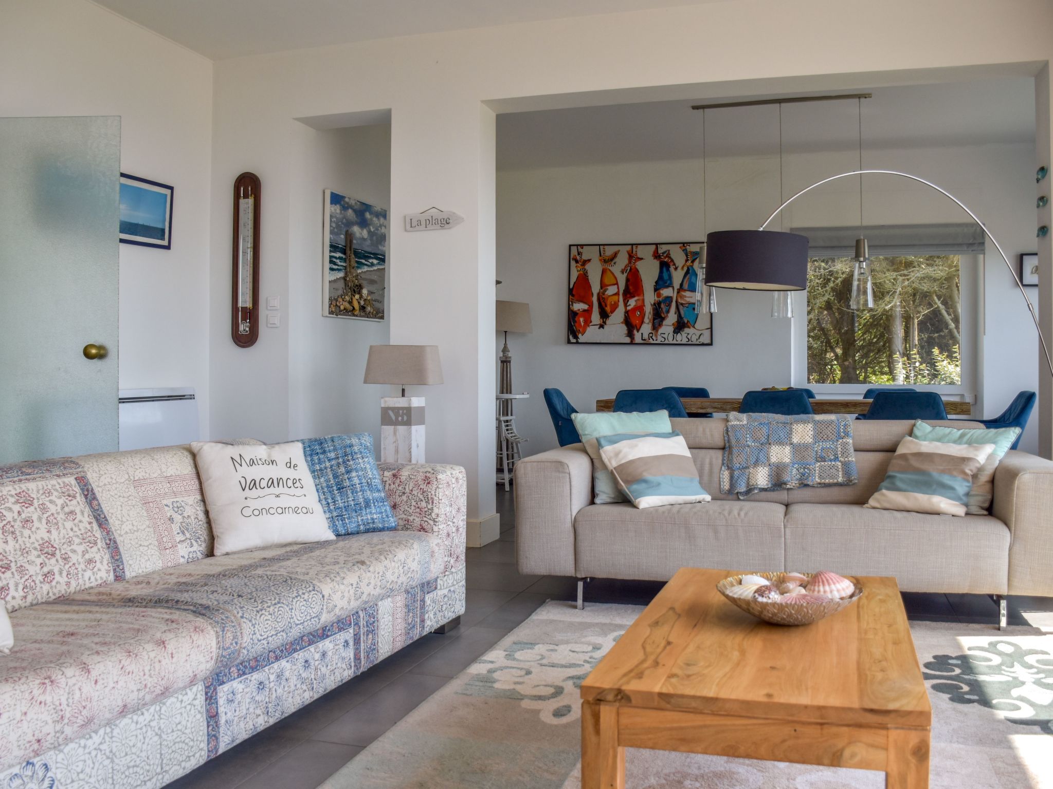 Villa mit großem Grundstück direkt am Mer-Inside