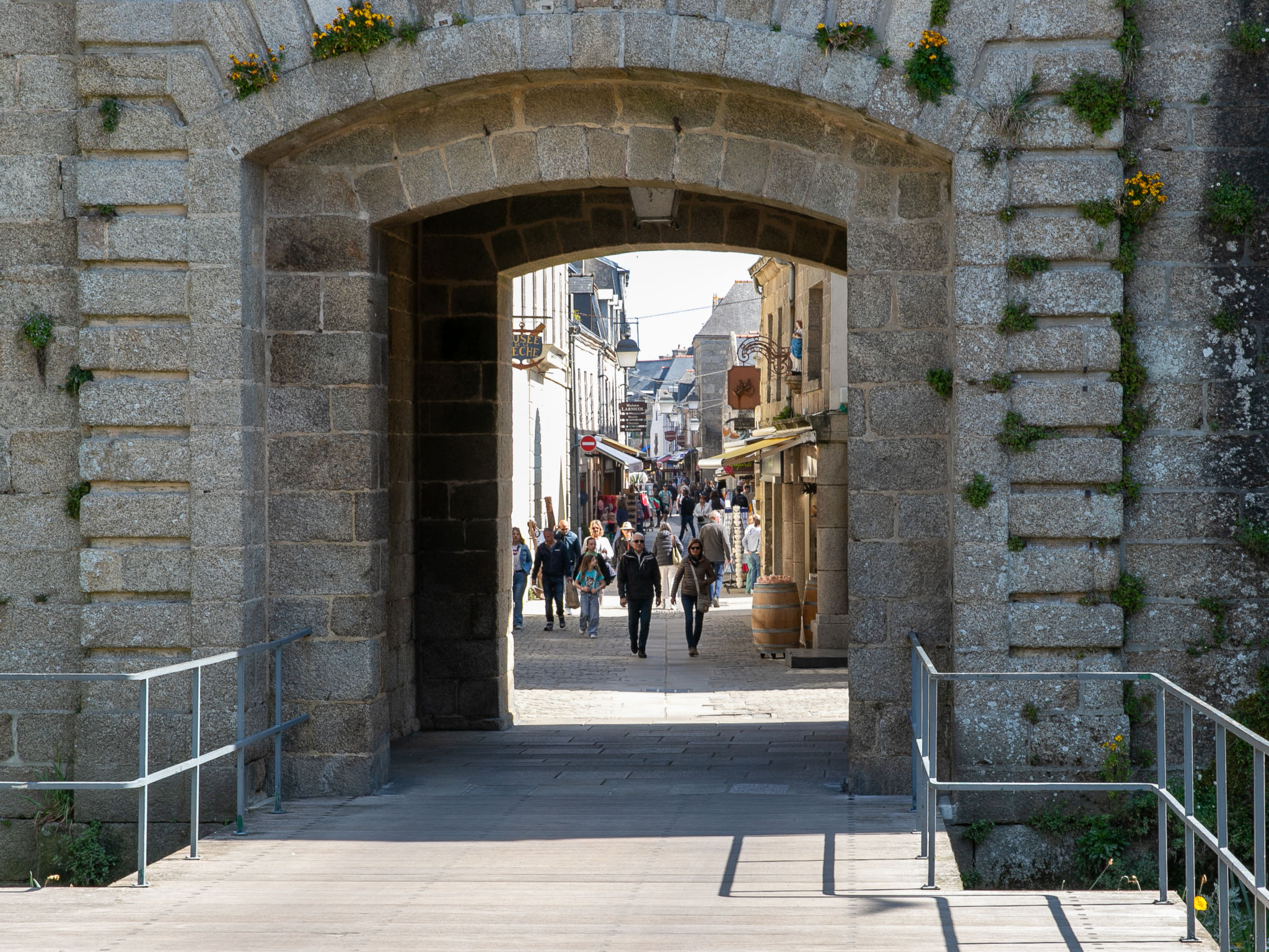Villa mit großem Grundstück direkt am Mer-Area