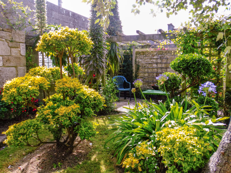 Manoir des Halles Accommodation in Plouescat