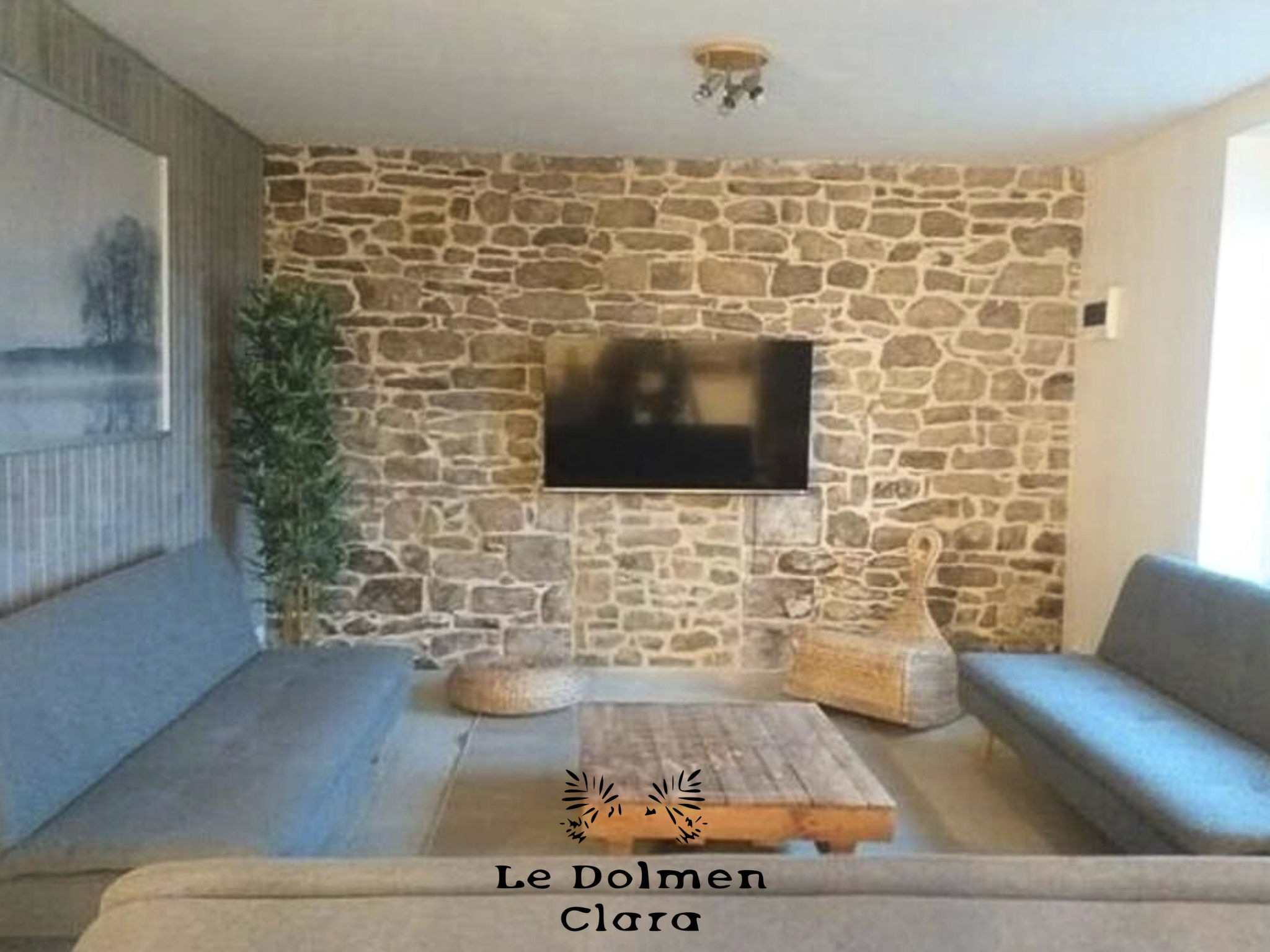 Das Dolmengebäude Clara-Dedans