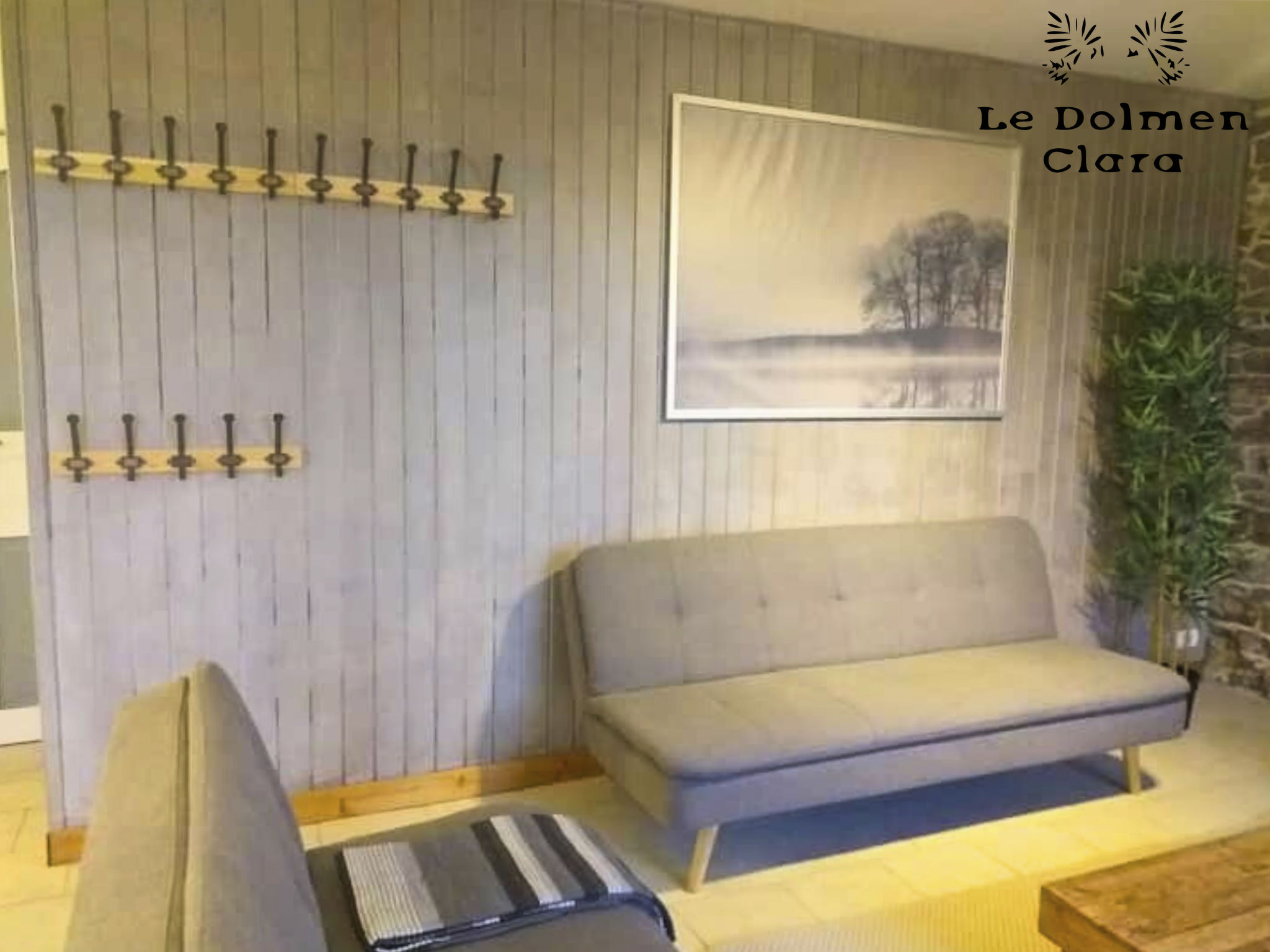 Das Dolmengebäude Clara-Dedans