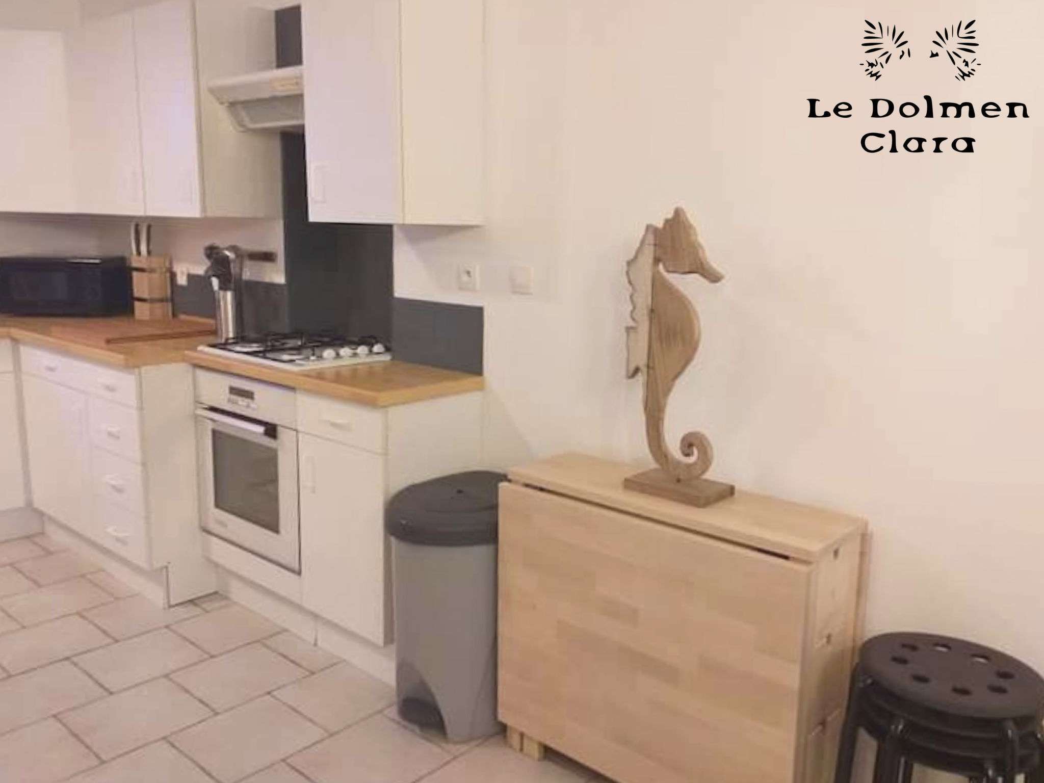 Das Dolmengebäude Clara-Dedans