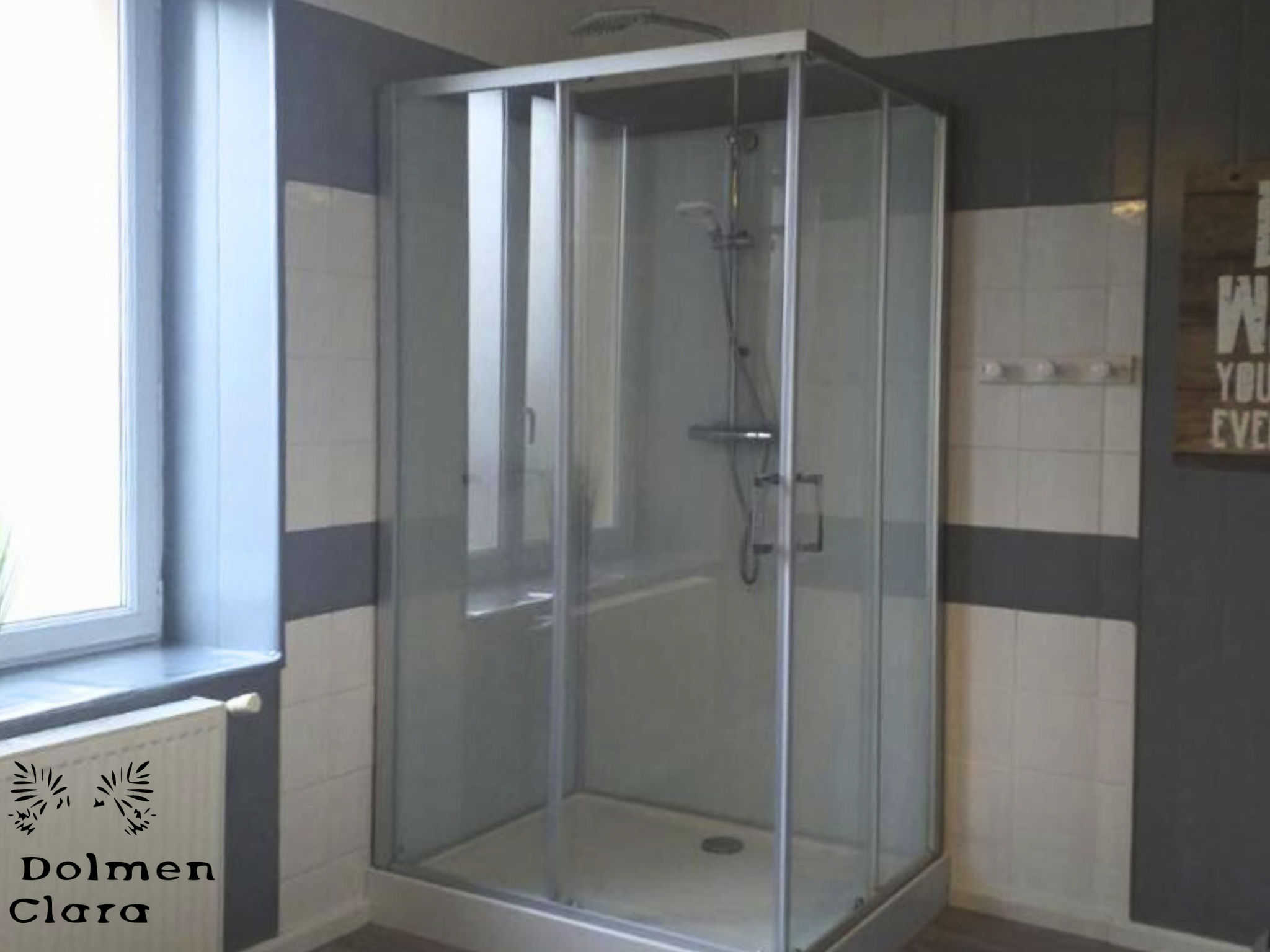 Das Dolmengebäude Clara-Dedans