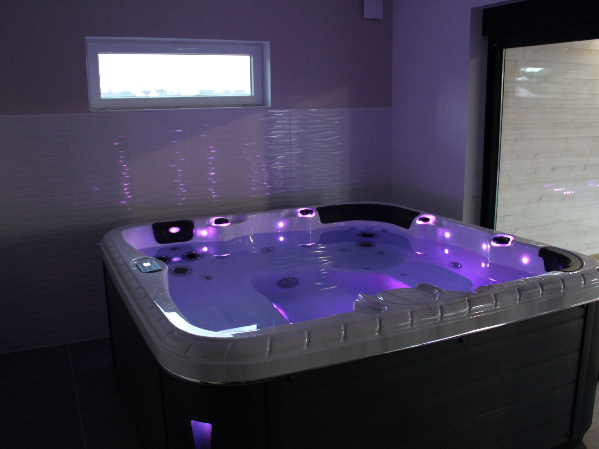 Große Villa am Meer mit privatem Spa Bereich-Binnen