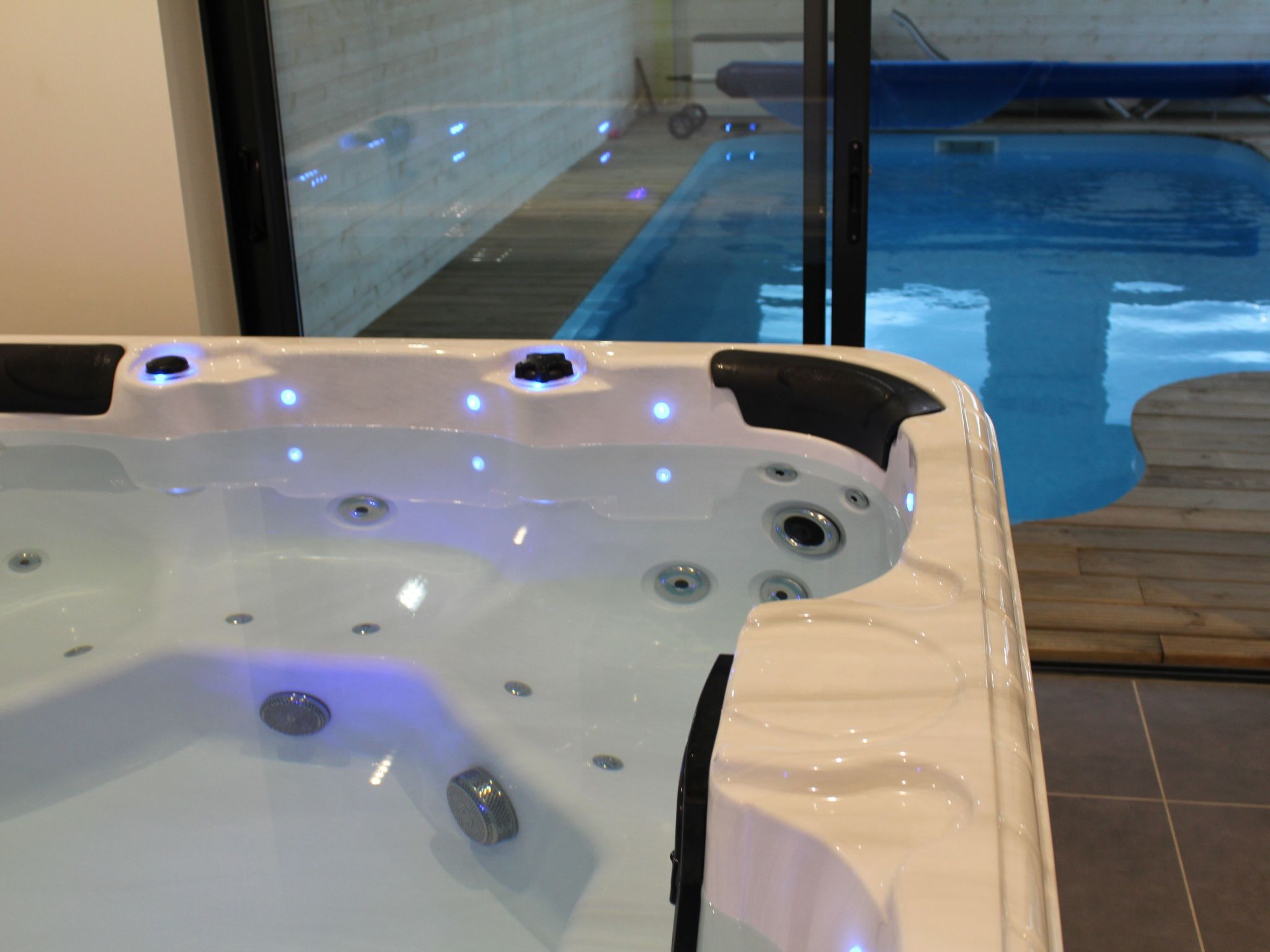 Große Villa am Meer mit privatem Spa Bereich-Binnen