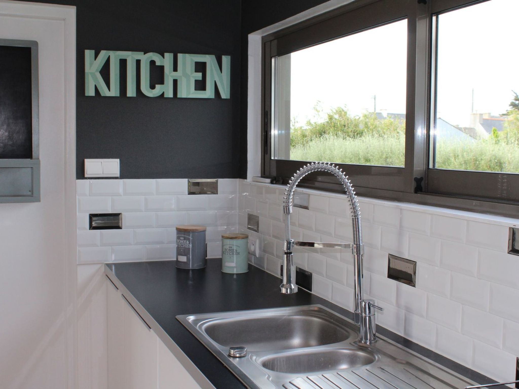 Photo of Große Villa am Meer mit privatem Spa Bereich