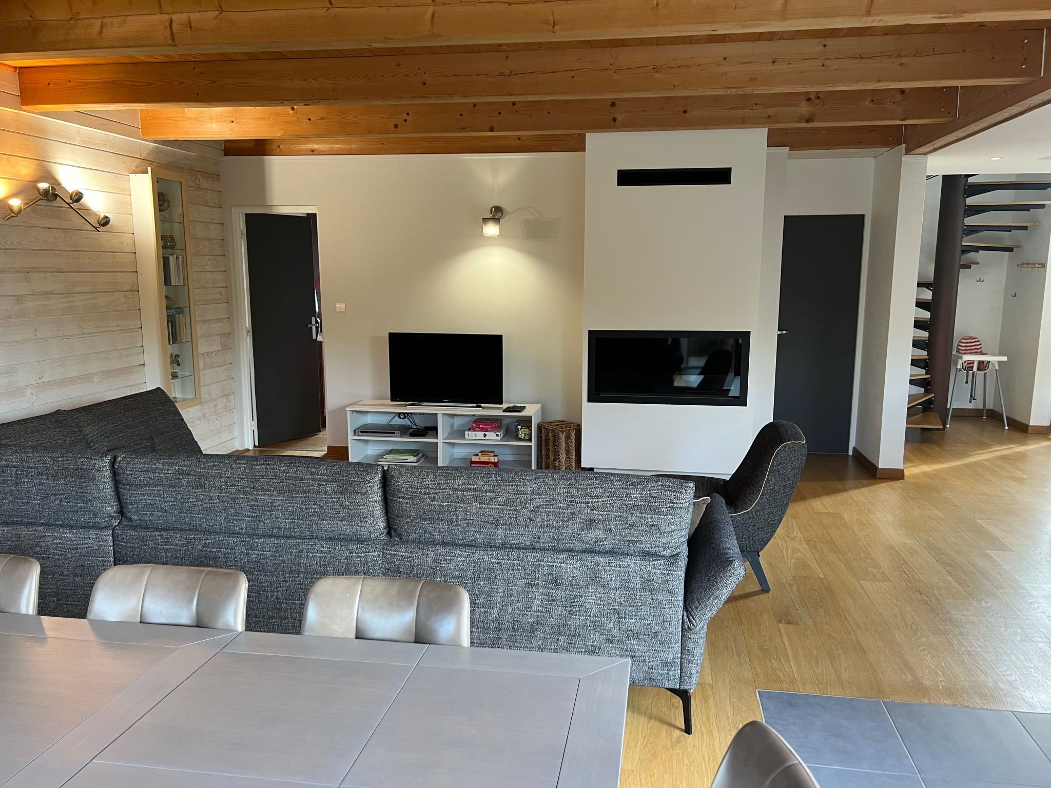 Große Villa am Meer mit privatem Spa Bereich-Binnen