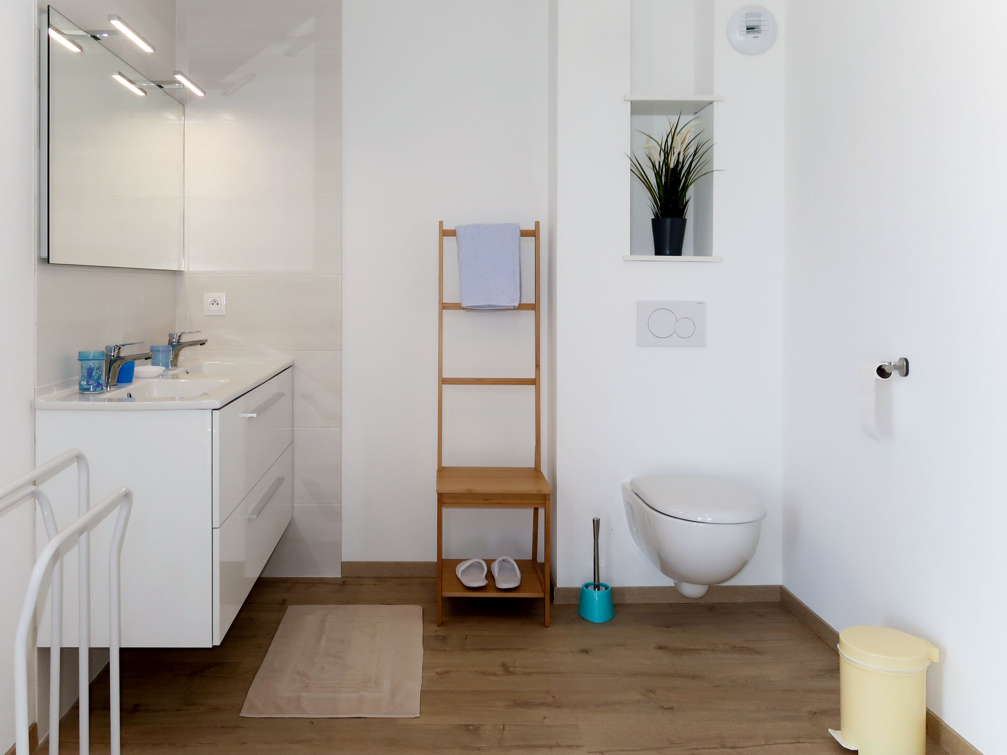 Photo of De la Digue