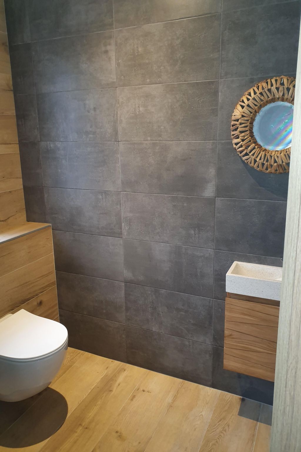 Neues Haus in Meeresnähe mit beheiztem Pool-Binnen