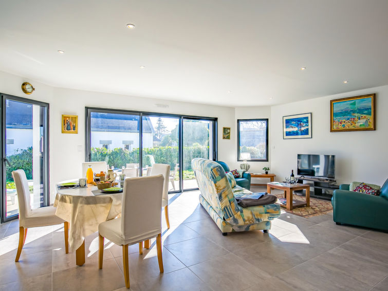 Search and Stay destination Fouesnant, Bretagne - France from AU$ 270. Ericaro