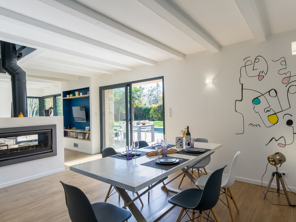 Breizh Riviera — Living Room