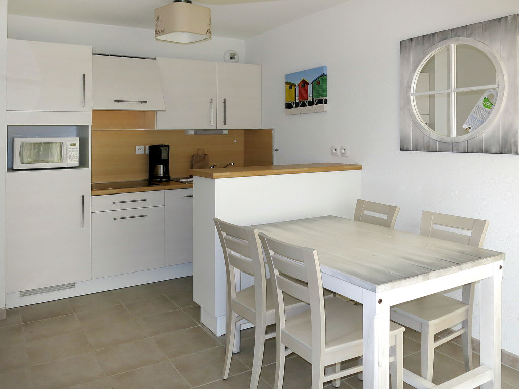 Les Jardins d'Arvor — Kitchen / Dining Room
