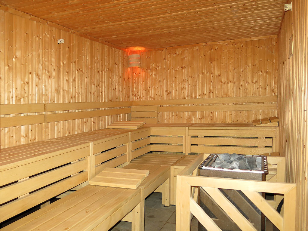 Les Jardins d'Arvor — Community
