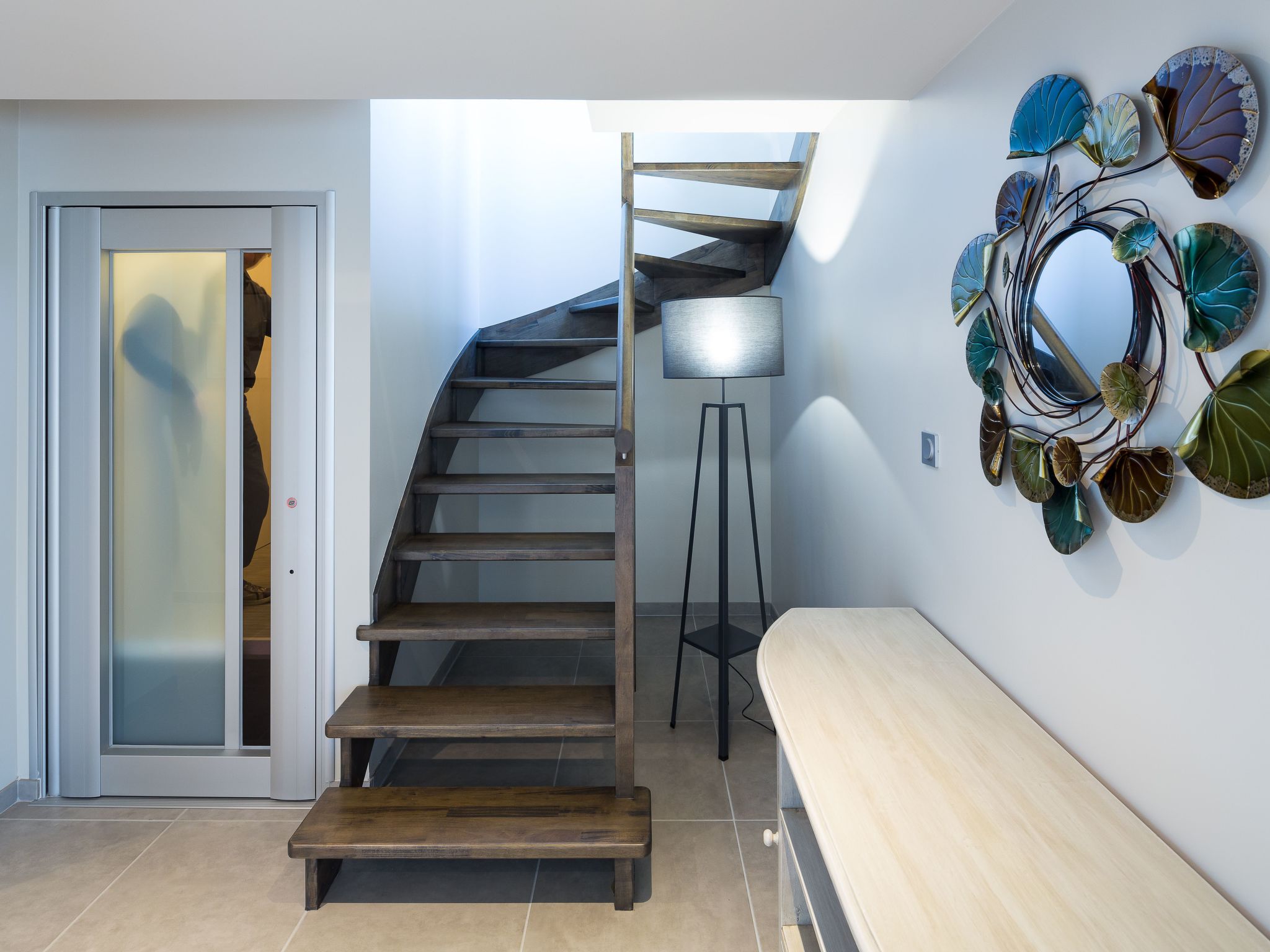 Villa Tante Alice  Meerblick Komfort Villa Alleinlage mit Aufzug Jacuzzi Dampfb-Binnen