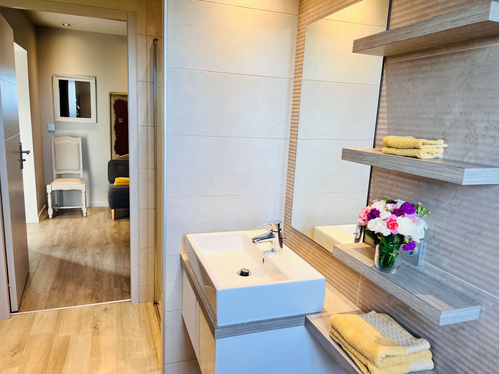 Villa Tante Alice  Meerblick Komfort Villa Alleinlage mit Aufzug Jacuzzi Dampfb-Binnen