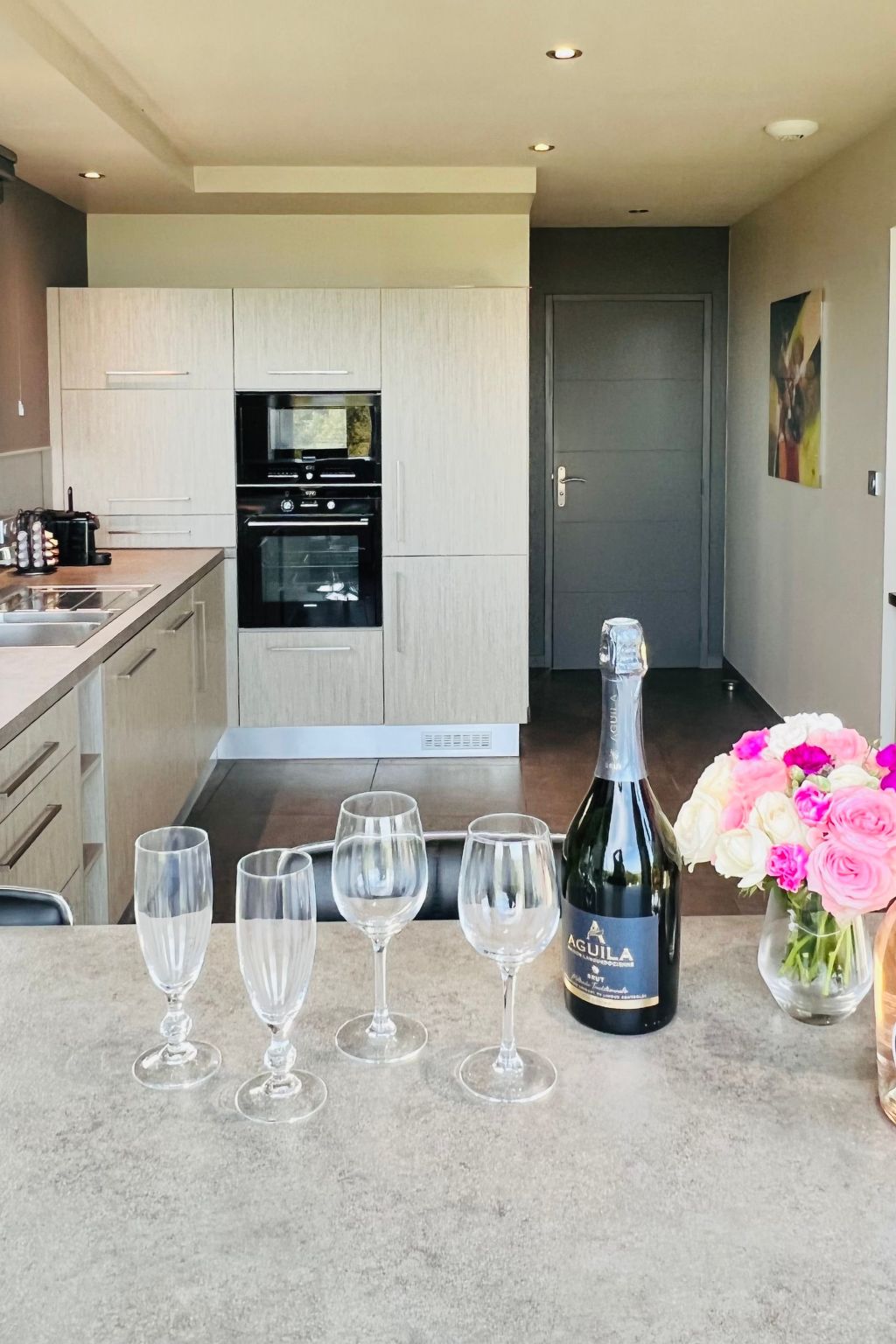 Villa Tante Alice  Meerblick Komfort Villa Alleinlage mit Aufzug Jacuzzi Dampfb-Binnen