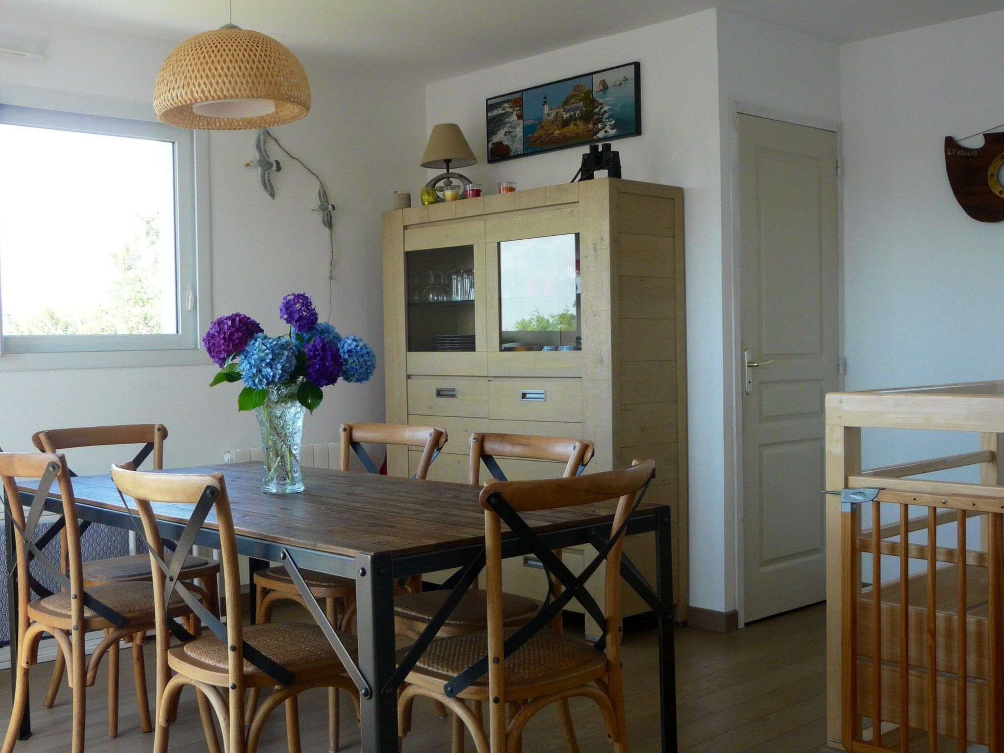 Mit Blick auf das Wasser-Binnen