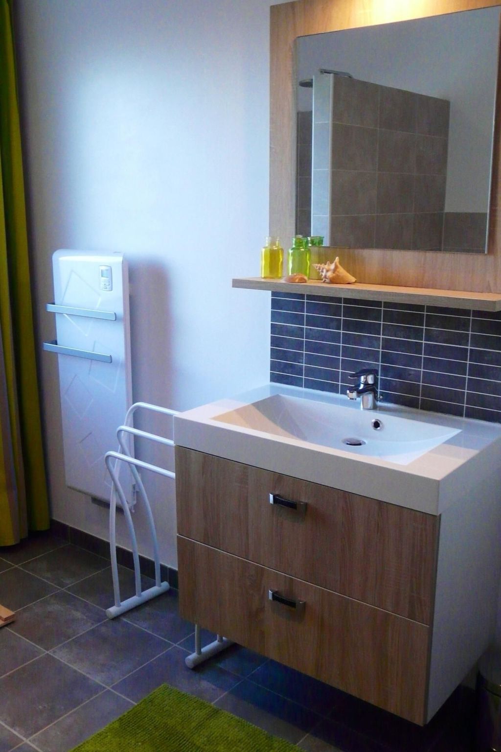 Mit Blick auf das Wasser-Binnen