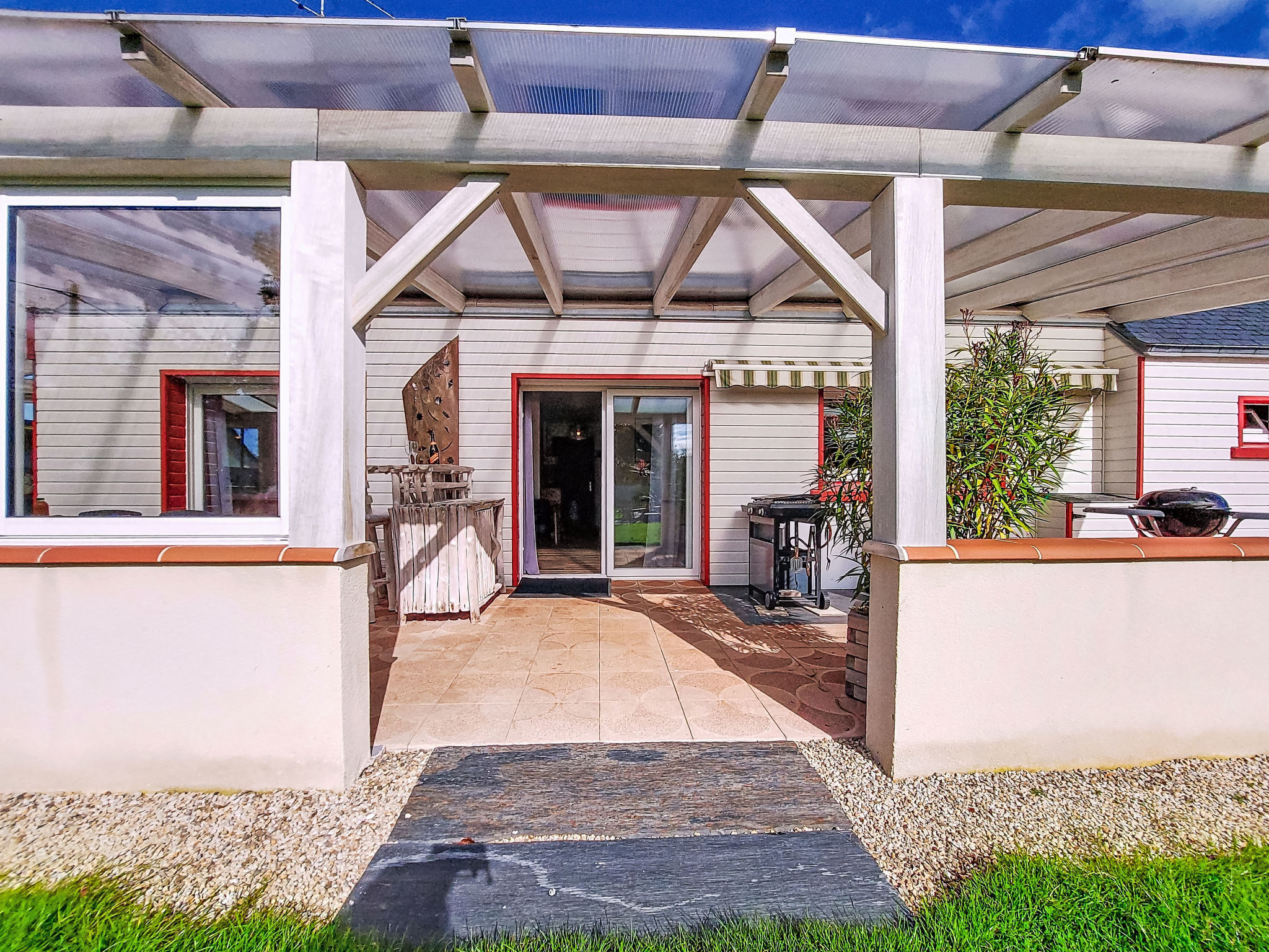 Guiriden-Outside