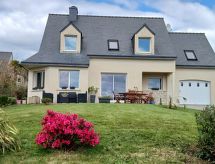 Vrijstaand vakantiehuis met grote tuin en prachtig zeezicht in Crozon-Morgat - thumbnail 1