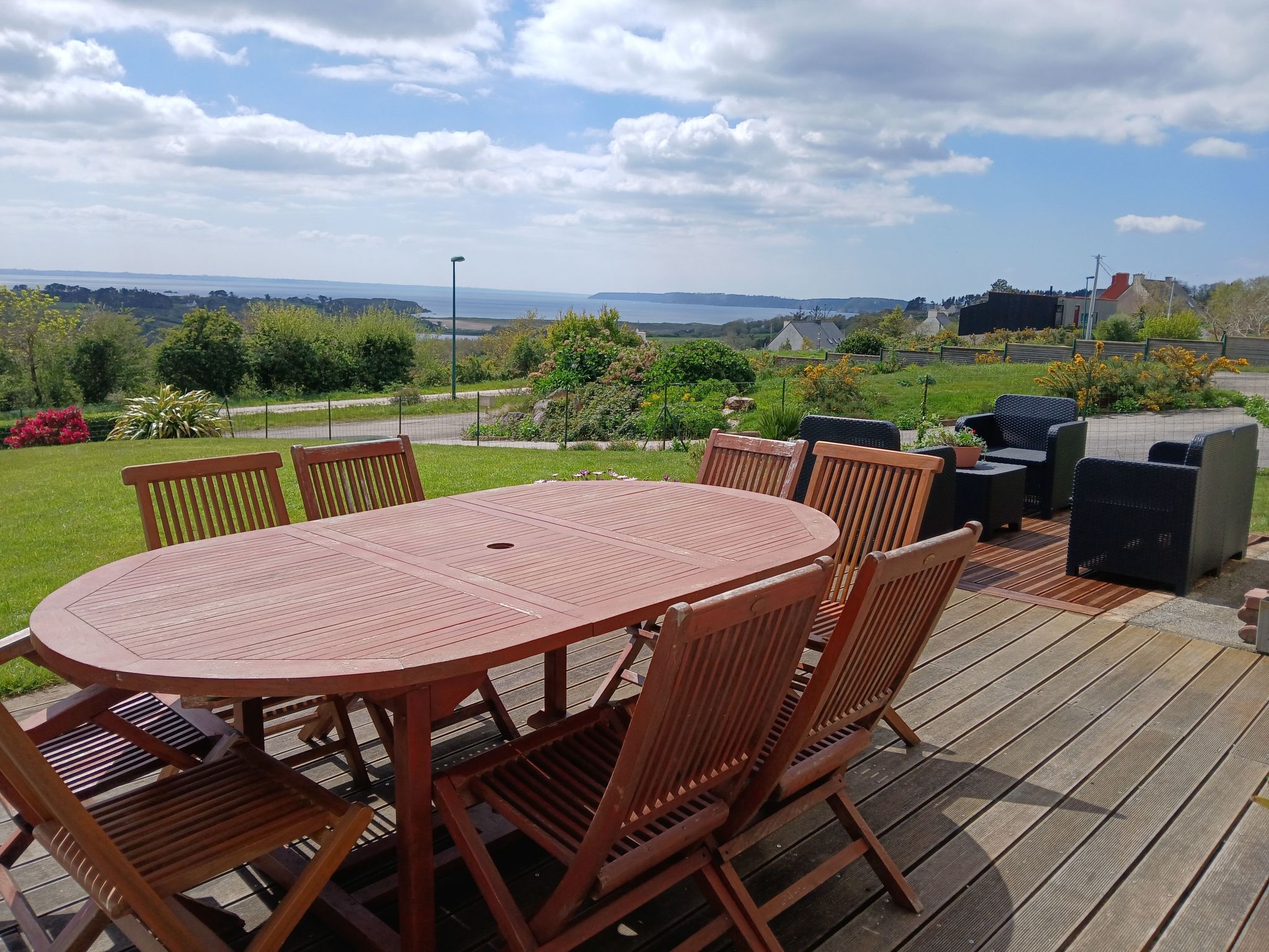 Haus mit Garten und herrlichem Meerblick-Binnen
