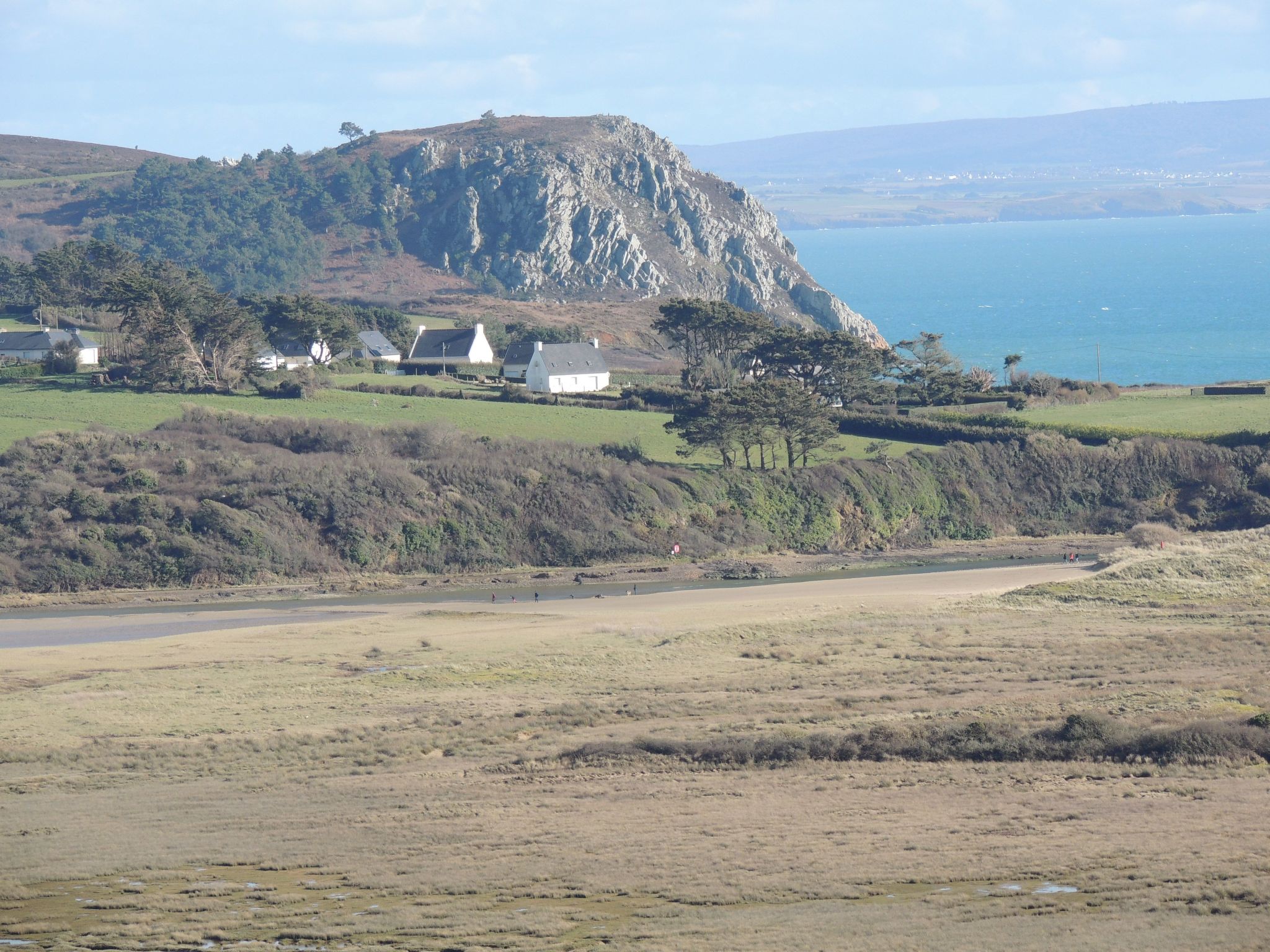 Haus mit Garten und herrlichem Meerblick-Binnen