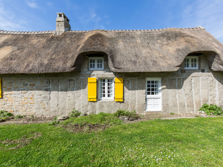 Vakantiehuis met open haard in Tregunc: Chaumiere Natelliou in Tregunc