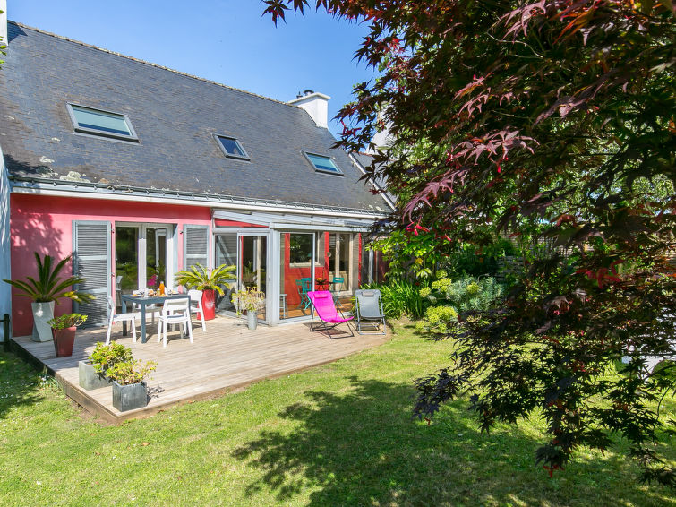 Search and Stay destination Trégunc, Bretagne - France from AU$ 139. Bucolique (TGC121)