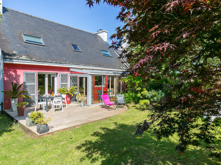 Search and Stay destination Trégunc, Bretagne - France from AU$ 139. Bucolique (TGC121)