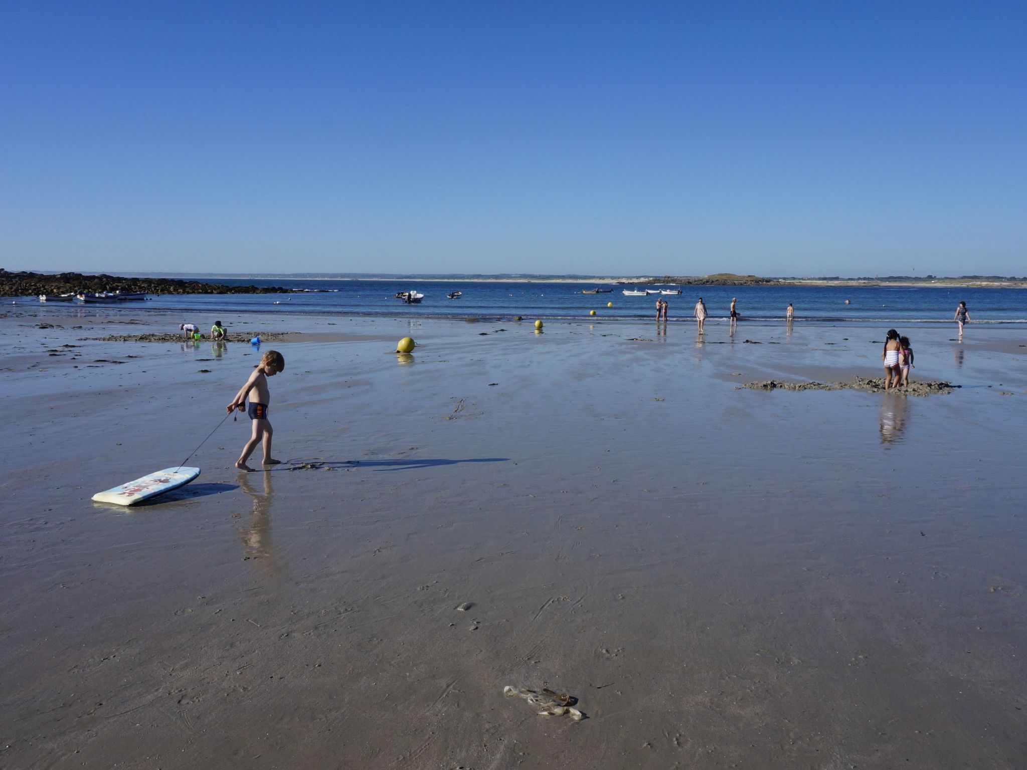 Ferienvilla mit Blick auf das Wasser-Image-tags.info