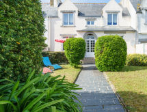 Vrijstaande woning op 100m van strand Plage La Joie in Saint Guenolé - thumbnail 1