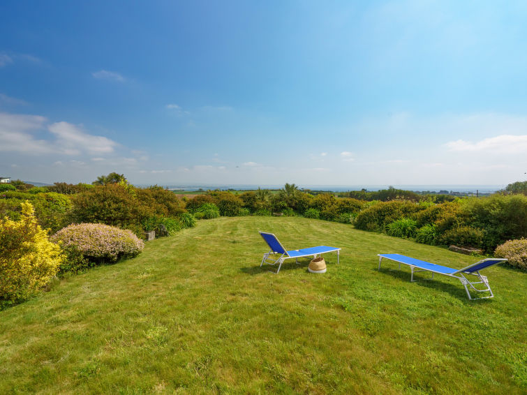 Search and Stay destination Telgruc-sur-Mer, Bretagne - France from AU$ 197. Cassiopée
