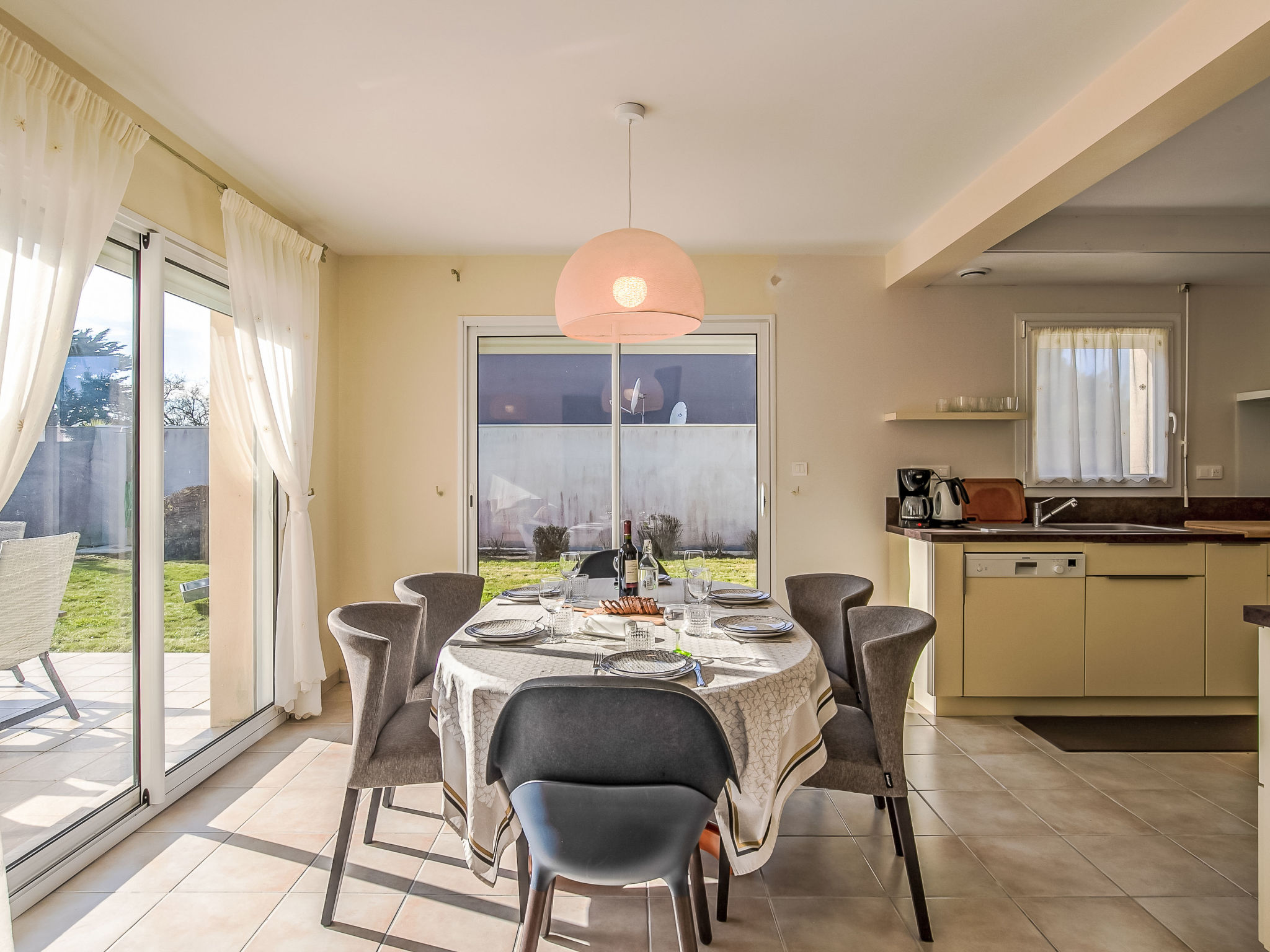 Kitchen / Dining Room