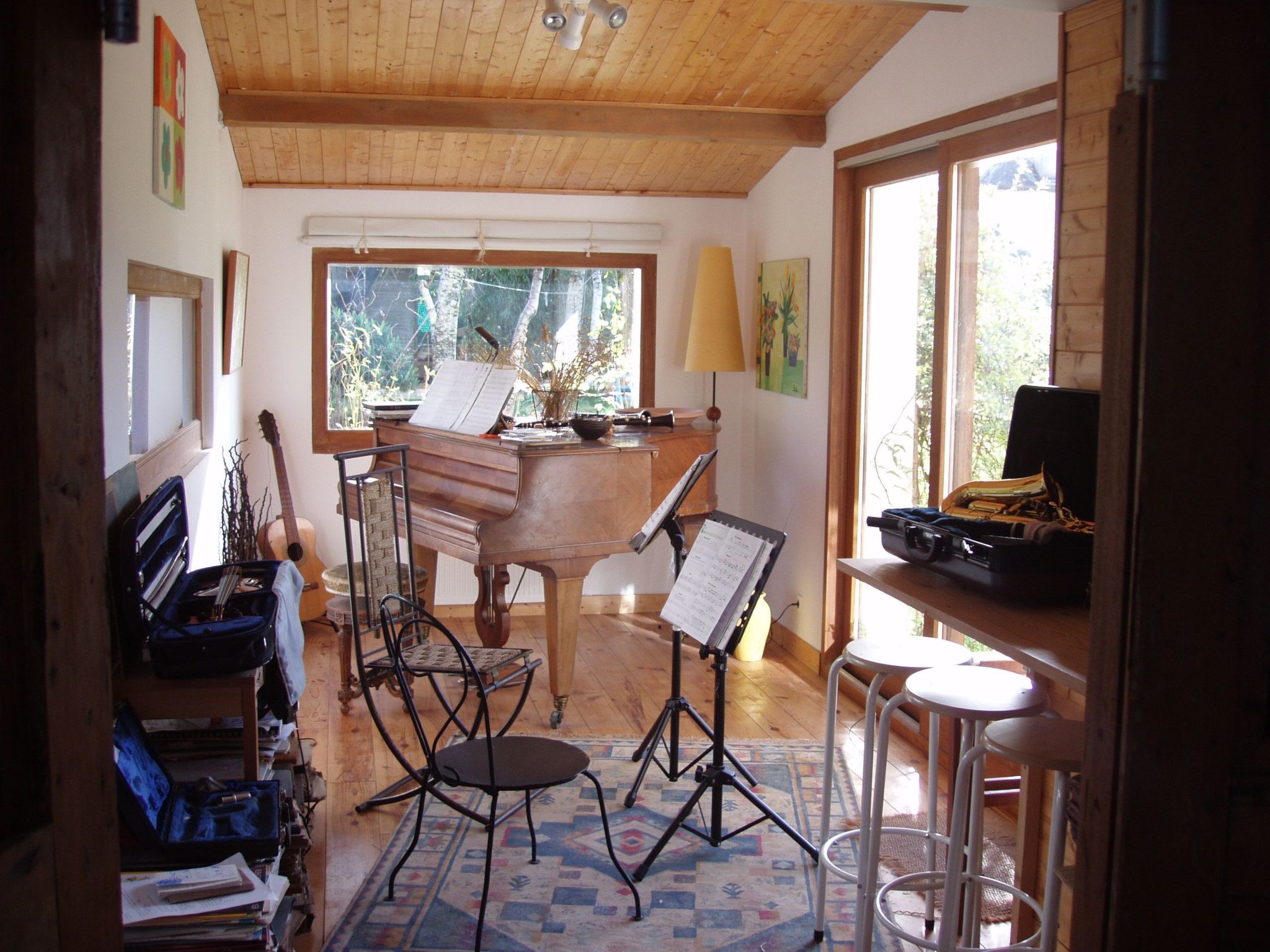 Großes Familienhaus mit schön angelegtem Garten-Dedans