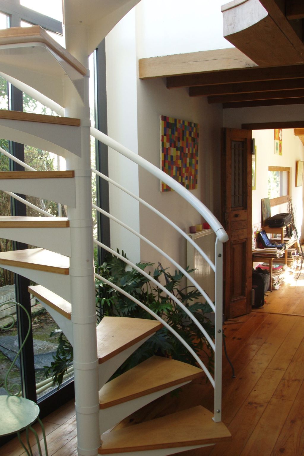 Großes Familienhaus mit schön angelegtem Garten-Dedans