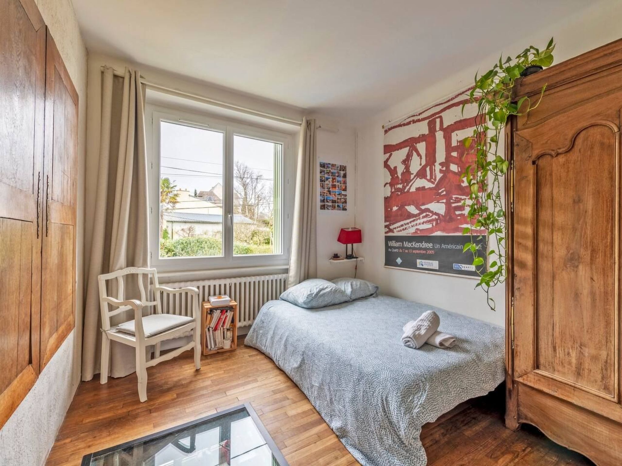 Großes Familienhaus mit schön angelegtem Garten-Image-tags.info