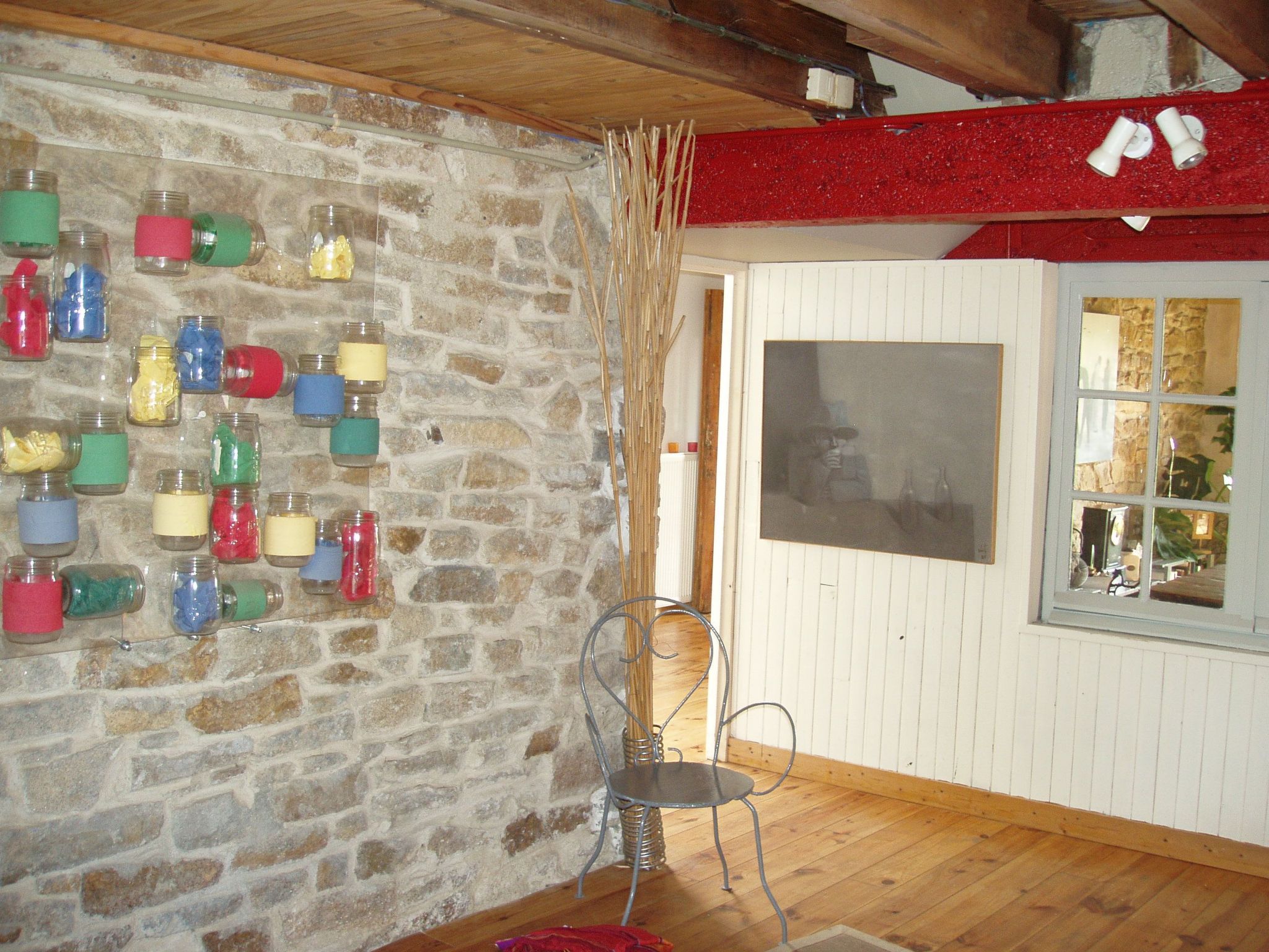 Großes Familienhaus mit schön angelegtem Garten-Dedans