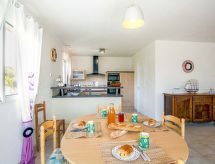 Vrijstaande woning met grote tuin op 2,4 km van het strand van Kerlouan - thumbnail 4